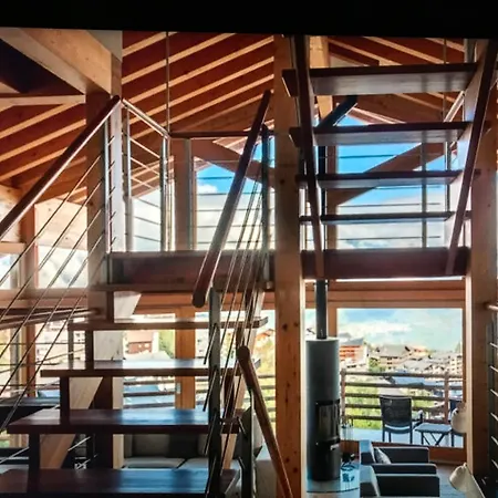 Christian's Alpine Elegance - 5-bedroom Chalet
