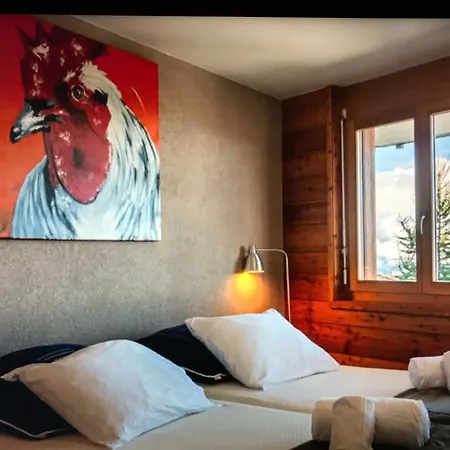 דירה Christian's Alpine Elegance - 5-bedroom Chalet אובראו